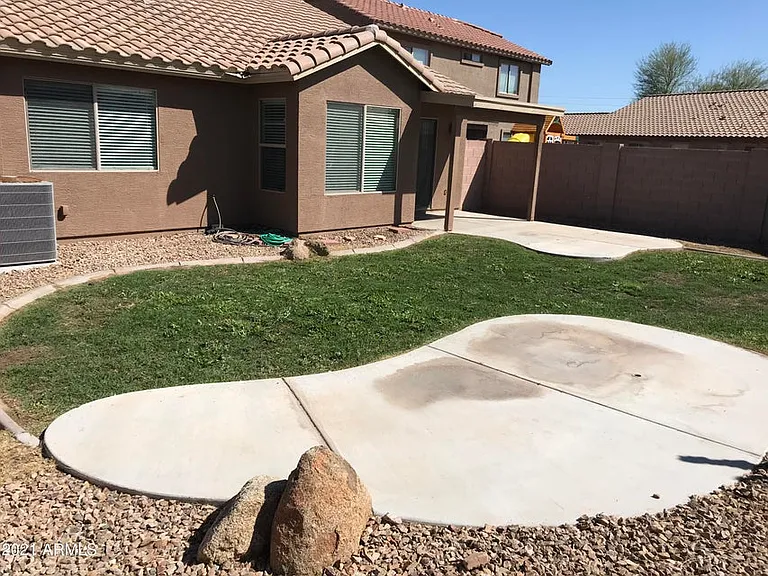 806 S 111th Dr — Photo 23