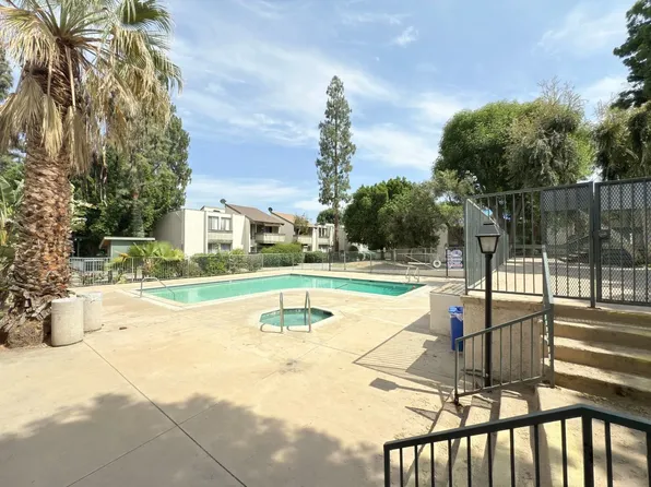 8601 International Ave Unit 179, Canoga Park, CA 91304