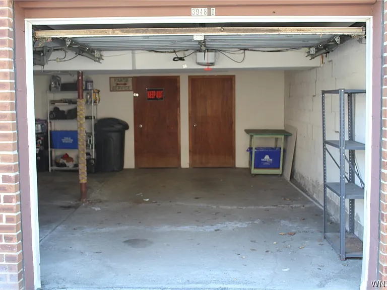 3948 Ridge Lea Rd #D — Photo 21