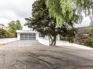 27081 Old Chimney Rd, Malibu, CA 90265