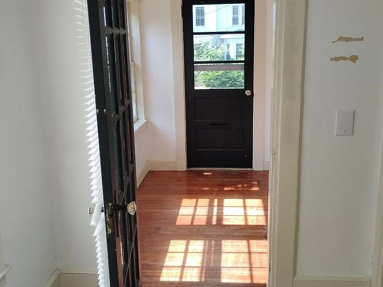 7 Pleasant St — Photo 8