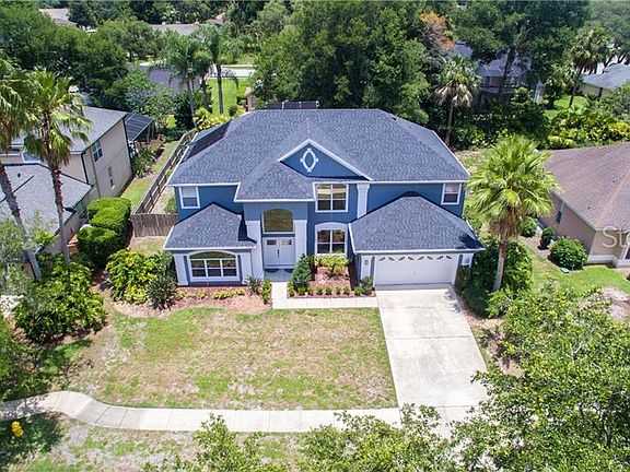 2nd image of 631 Caledonia Pl