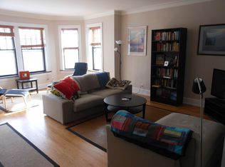 4240 N Mozart St, Chicago, IL 60618