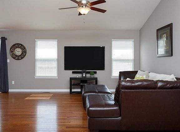 4th image of 12170 McKelvey Place Dr