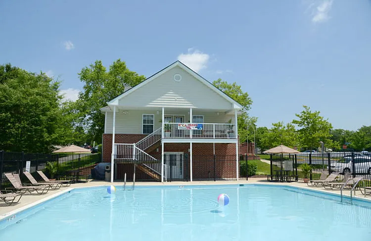Princeton Woods Apartments — Photo 10