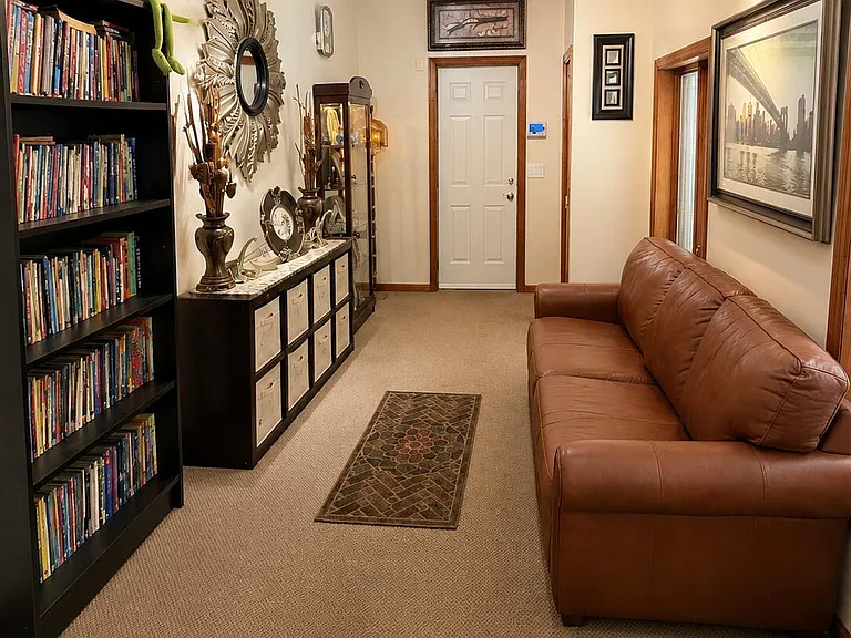 1075 Acacia Dr — Photo 24
