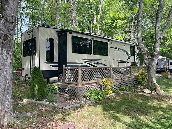 2nd image of 99 Moccasin Ln