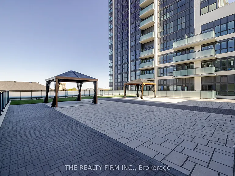 375 South St #1320 — Photo 30
