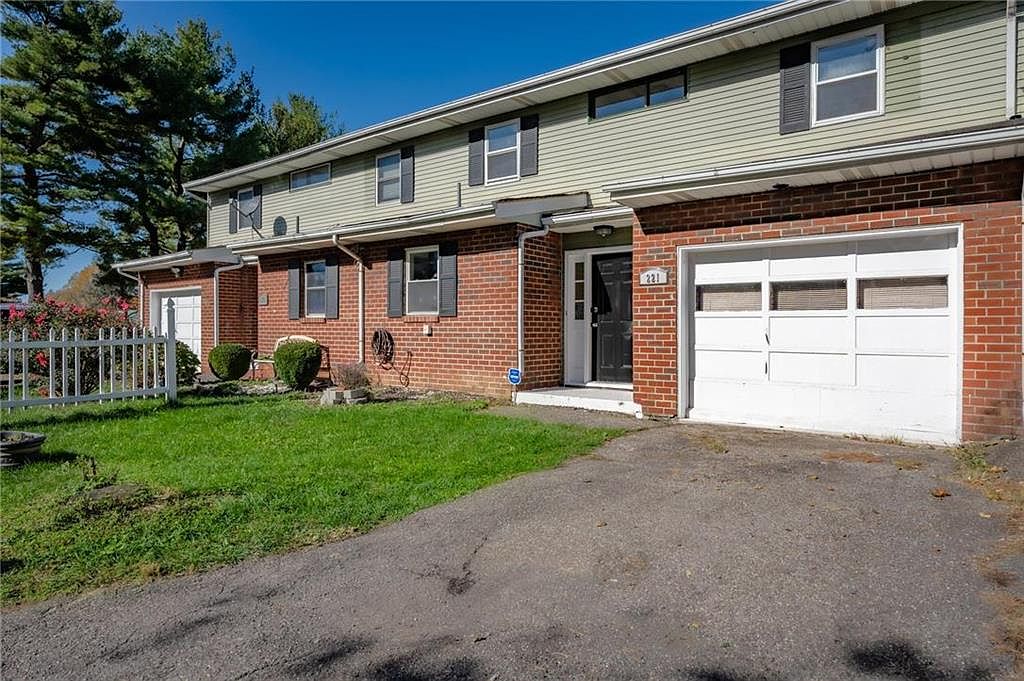 221 Vista Dr, Easton, PA 18042 | Zillow