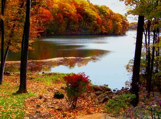 47 Saddle Rock Rd, Danbury, CT 06811