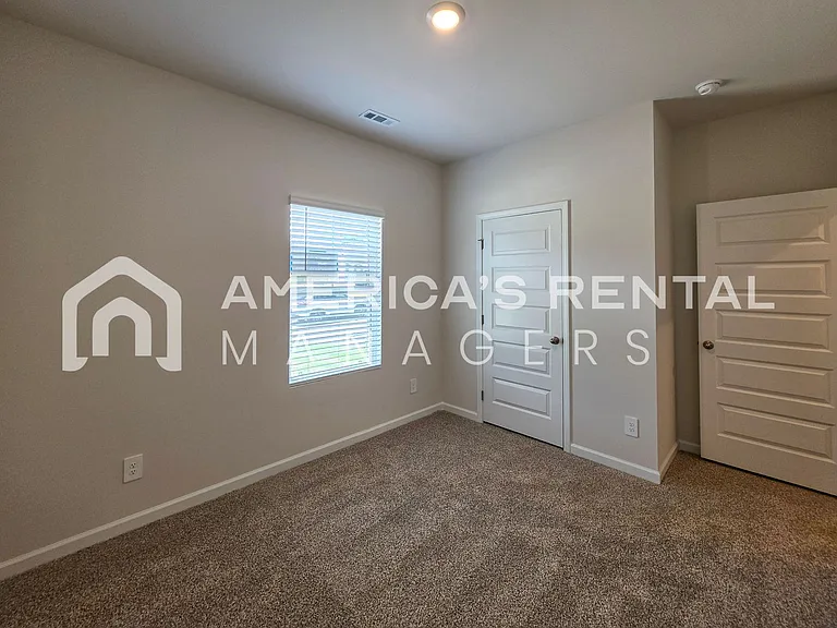 347 Ruby Elm Ave — Photo 10