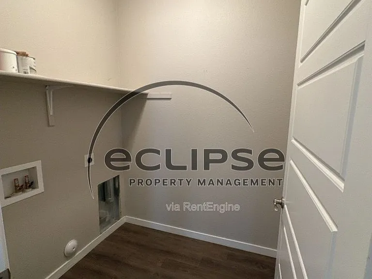 2921 Magnolia Ave — Photo 22