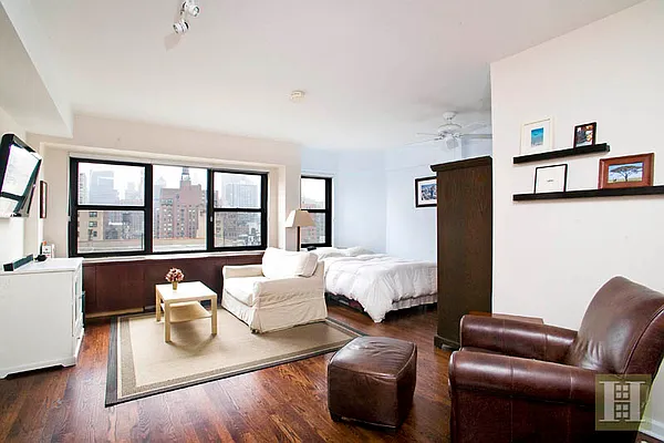 Sold by Halstead Real Estate | media 2