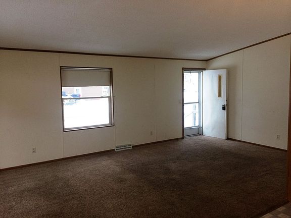 2nd image of 115 Northland Ave
