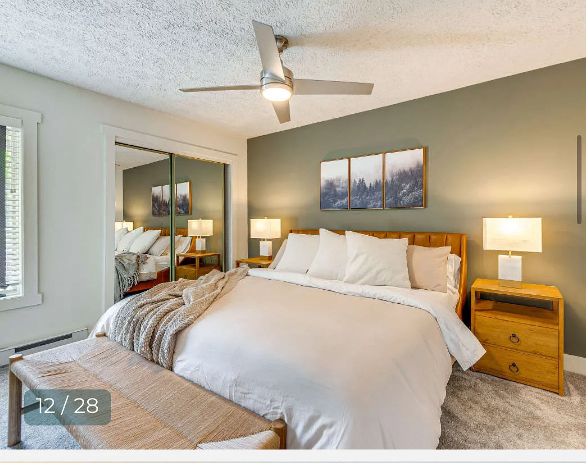 2 bed, 1.5 bath, 950 sqft, $1,900 — Photo 3