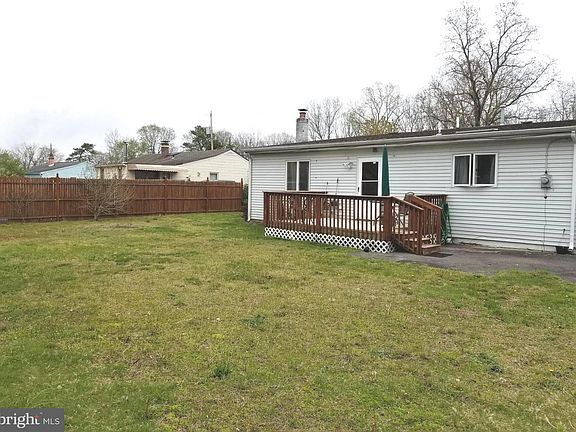 5th image of 112 Spruce Blvd