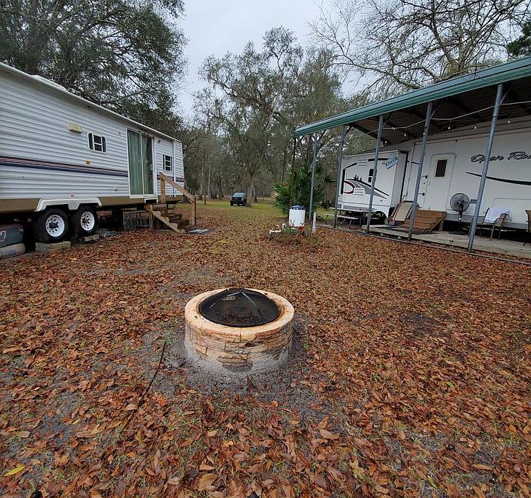 1st image of 1329 SE Suwannee Trl