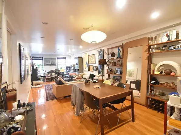 23 Pell Street image 1 of 12