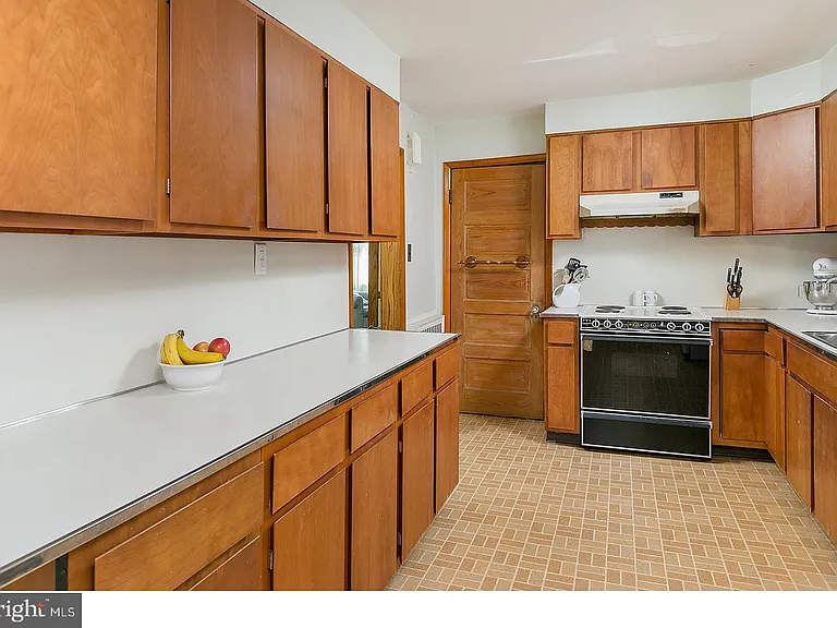 428 Lakeview Ave — Photo 10