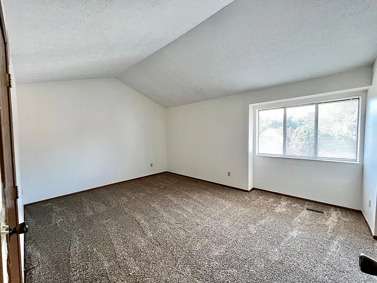 Large main Bedroom with 10ft of closet space.