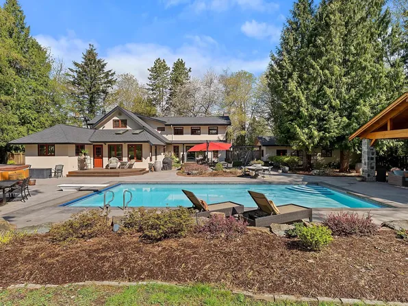 22034 86a Ave, Langley, BC V1M 3S8