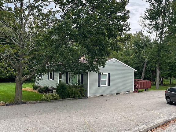 2nd image of 1096 Newton St