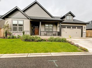 522 Wedgewood Dr, Eugene, OR 97404