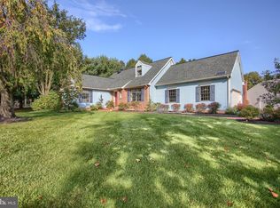 1701 Crossfield Dr, Lancaster, PA 17603