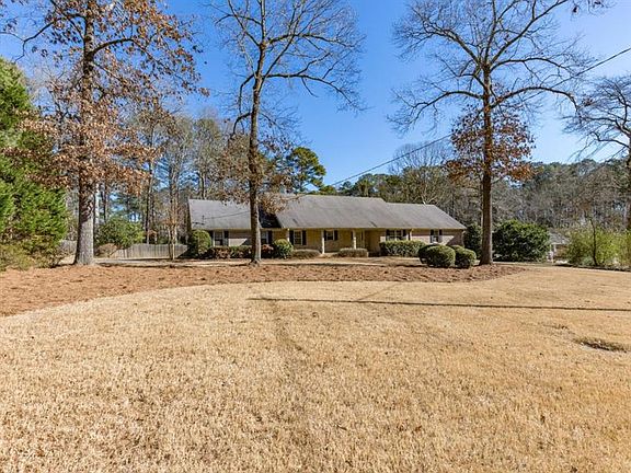 3rd image of 3306 Hidden Forest Dr