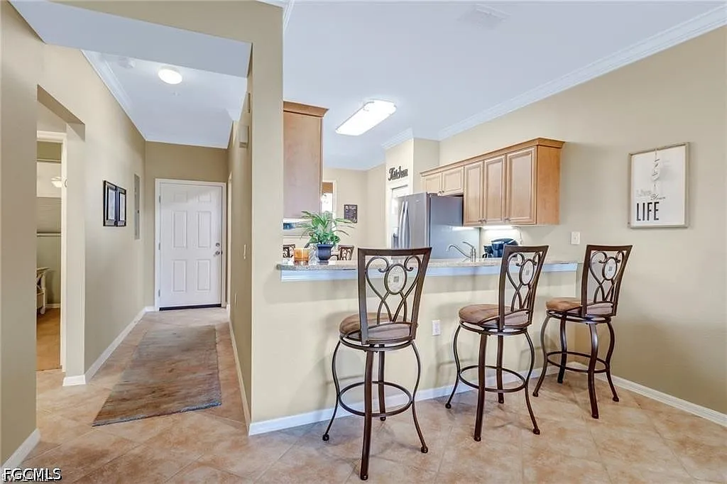 2 bed, 2.0 bath, 1121 sqft, $3,800 — Photo 3
