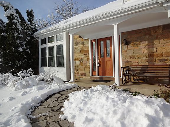 2nd image of 332 Wentworth Ln