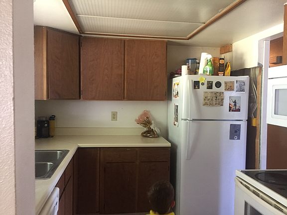 4th image of 4611 NE 142nd Ave