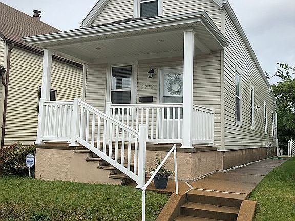 2nd image of 2212 Edwards St
