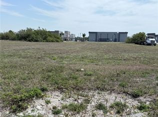 1121 NE 7th St, Cape Coral, FL 33909