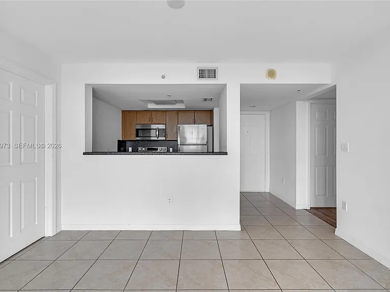 1690 SW 27th Ave #608 — Photo 8