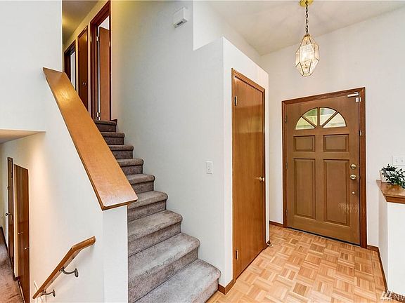 2nd image of 5227 64th Ave NE