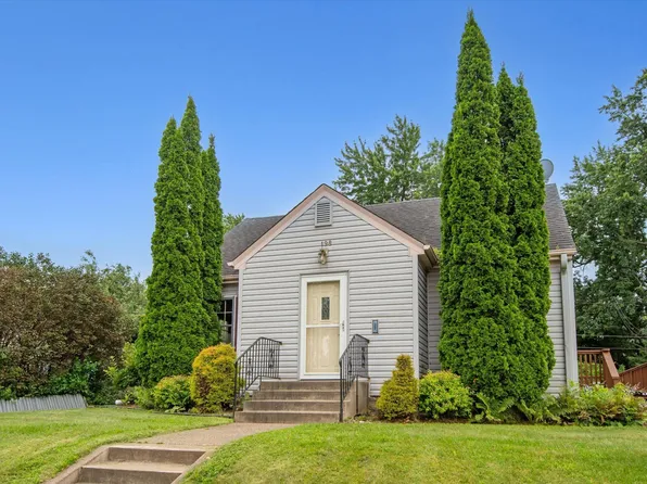 198 Bernard St E, West Saint Paul, MN 55118