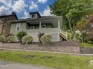 421 S Water St, Mill Hall, PA 17751