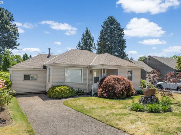 9304 SE Morrison St, Portland, OR 97216