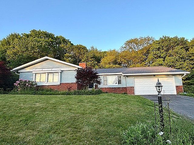 1st image of 108 Jonslea Ln