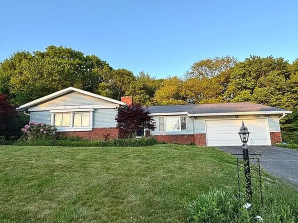 108 Jonslea Ln, Moscow, PA 18444