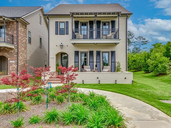 2nd image of 6738 Carandolet Ln