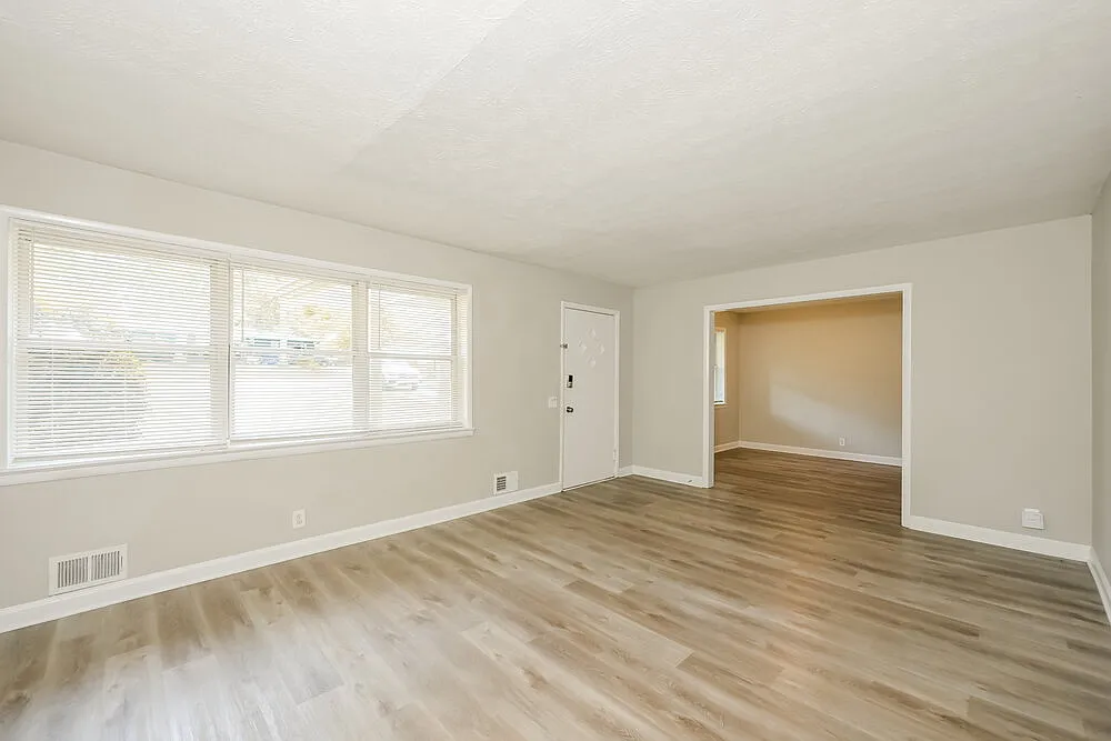 4 bed, 2.0 bath, 1458 sqft, $1,745 — Photo 4