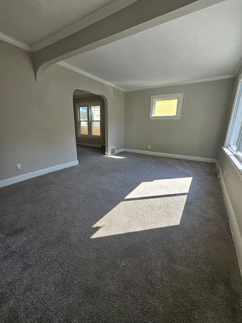 7610 Dearborn Ave — Photo 4