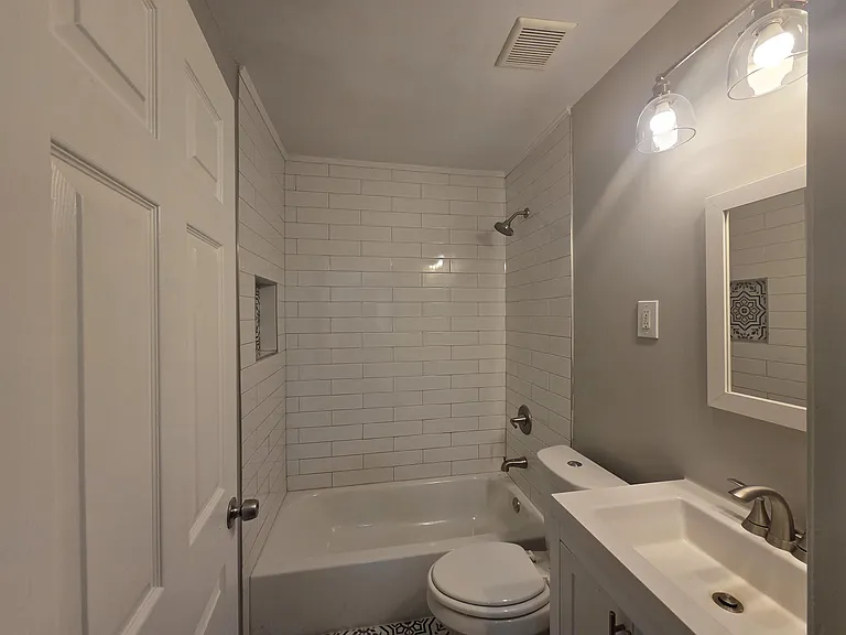 1486 Patterson St — Photo 20