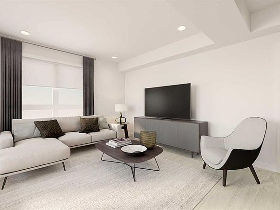 5th image of 210 S 18th Ave SW #302
