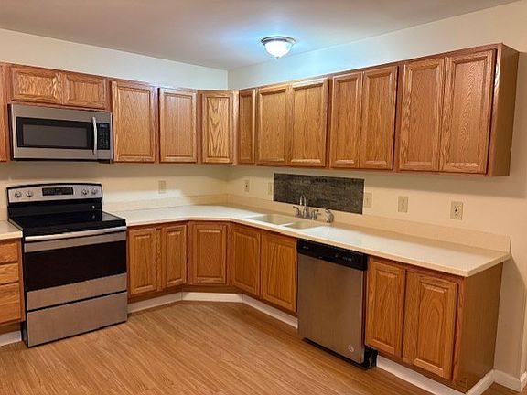 3rd image of 1605 N Mulberry St APT 101