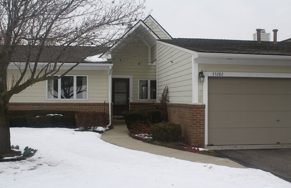1st image of 35282 Meadow Ln #1