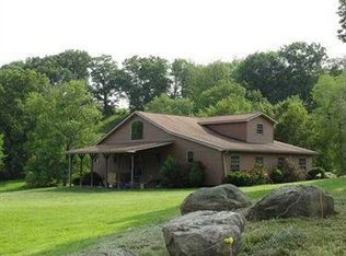 298 Kissick Ln, Ellwood City, PA 16117