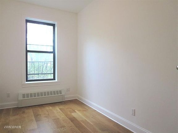 3rd image of 683 Lincoln Pl APT 1L
